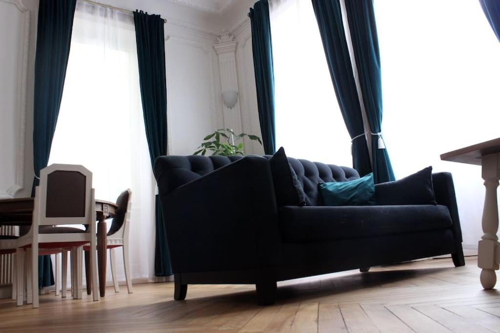 Apartment Sublime Appartement, Chic Et Confortable. *