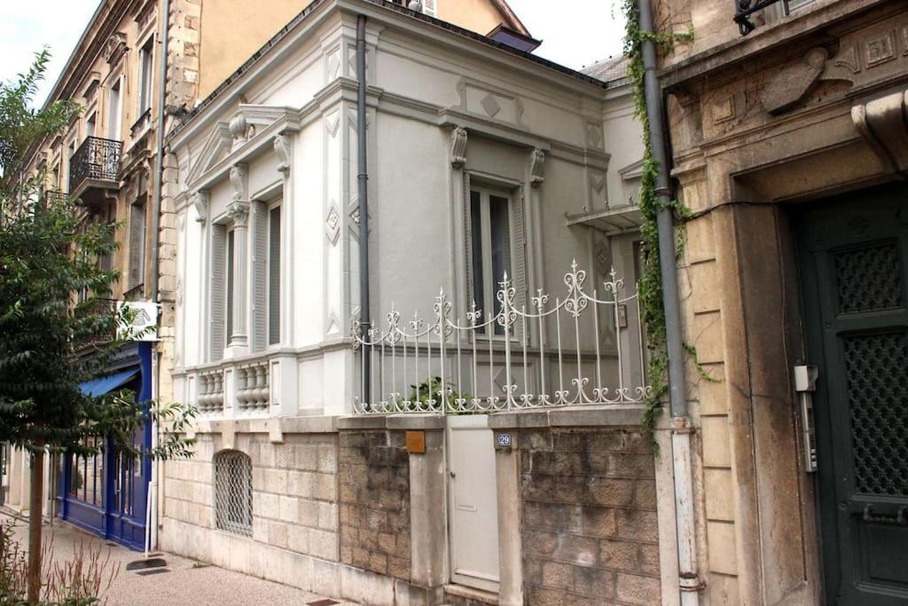 Sublime Appartement, Chic Et Confortable.